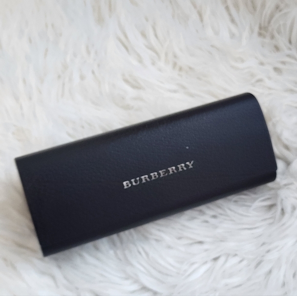 BURBERRY ORIGINAL BRAND GLASS CASE EXCELLENT CONDITION - Picture 6 of 6